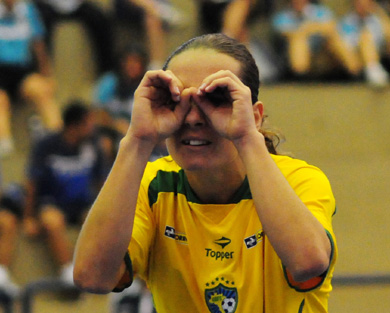 Ju Delgado can already see the third title on the horizon... (Photo courtesy: Cristiano Borges - CBFS)