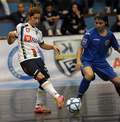 Bruna Marques vs Natalia Salnikova (Photo courtesy: Paolo Cassella - Divisione Calcio a 5.it)