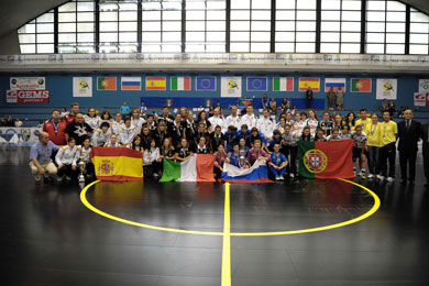 Group picture: what a great event in San Donato Milanese (Photo courtesy: Paolo Cassella - Divisione Calcio a 5.it)