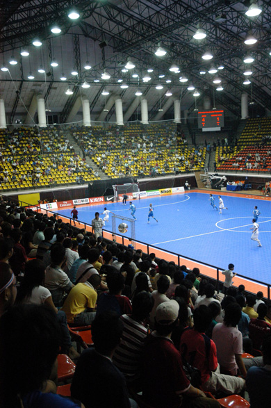A great shot of the Nimibutr stadium during Chinese Taipei vs Japan (Photo courtesy: bmv24 - tabloid futsal Indonesia)