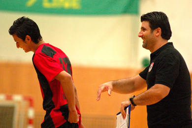 Coach Beni Simitci and Angellot smiling during a friendly game of pre-season (Photo courtesy: Benago.cz)