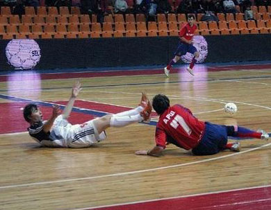 Hard battle between Kirill Arsh and Ivan Yakimov (Photo courtesy: CSKA)