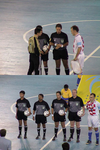 The Uruguayan referee Walter Arce during the draw, between Jesus and Martic and with his colleagues (third from the left) before Spain - Croatia (Guatemala 2000) (Photo: www.audaf.com.uy)