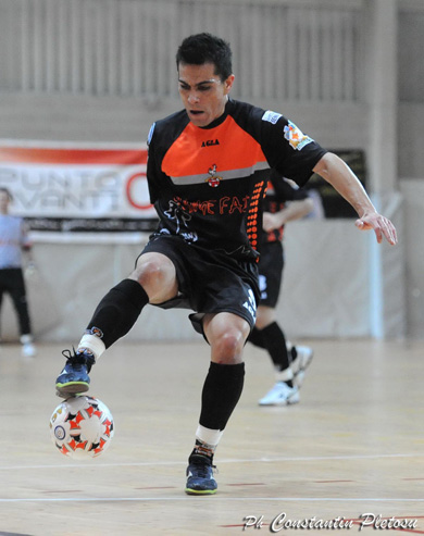 (Photo courtesy: Constantin Pletosu - All rights reserved)