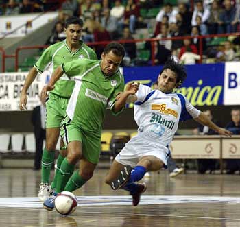 Marquinho vs Tigrinho (Photo courtesy: Enrique Serrano)