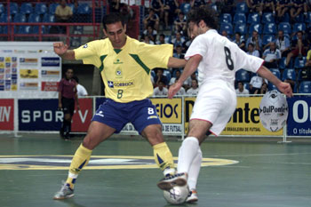 Numbers 8 duel: Tatu vs Mohammadi Tirabadi  (Photo courtesy: Photo&Grafia Comunica��o)