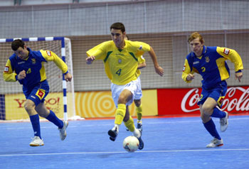 Will Koridze and Sytin reach Neto? Brazil - UKraine 6-0 (Photo courtesy: Lin Chia Shin)
