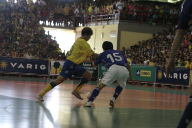 The V&M Minas flank Guina celebrated his debut with the national team scoring a double (Photo courtesy: Beto Costa - CBFS)