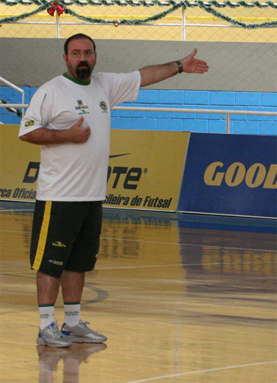 PC indicating the winning way (Photo courtesy: CBFS)