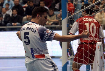 Javi Matia, what a match! (Photo courtesy: www.lnfs.es)