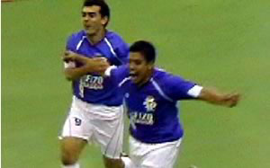 Upef Osasco celebrating a goal (Photo courtesy: http://www.futsal.com.br)