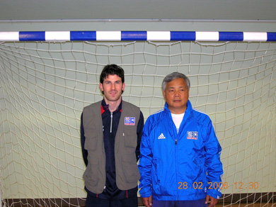 Fabrizio Bombelli and Chang Chan-Wei (President Taipei Futsal Association)