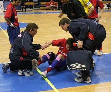 Immediate medical aid for the injured Kirill Arsh (Photo courtesy: CSKA) (Photo courtesy: CSKA)