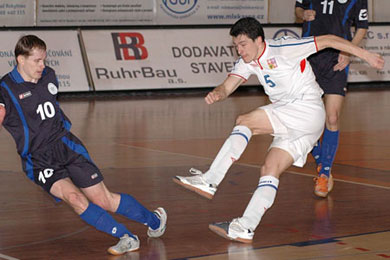 Sluka vs Nesteruk (Photo courtesy: Stanislav Musílek - Czech Futsal)