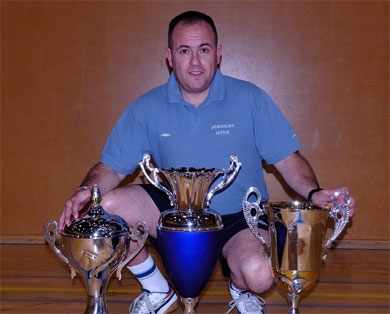 Josep Linares and his *daughters*... (Photo courtesy: Granvalira Encamp)