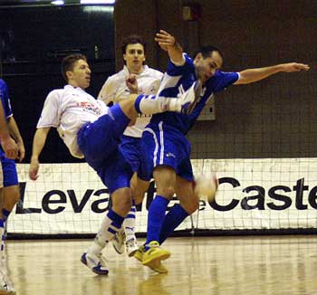 Alemao vs Javi Rodriguez (Photo courtesy LNFS)