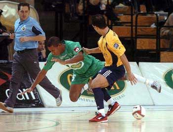 Luiz Negao vs Tatu (Photo courtesy: LNFS)