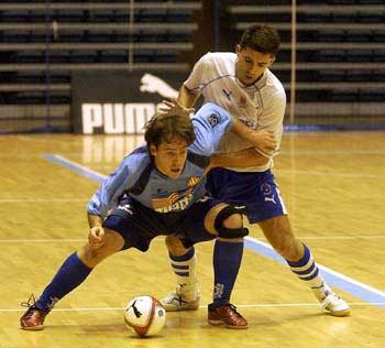 Pitu vs Hugo Fontana (Photo courtesy LNFS)