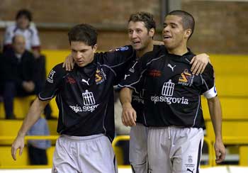 Eli, Juanra and Andr� celebrating for Caja Segovia (Photo courtesy LNFS)