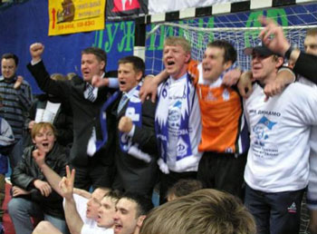 Eremenko and his staff can celebrate (Photo courtesy: http://www.superleague.ru )