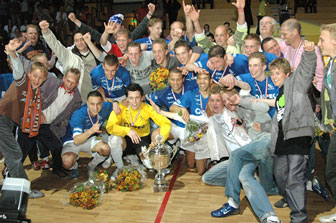 Celebrating the title... (Photo courtesy: FC Marlene Web Site)
