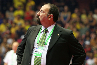 PC, Best National Team Coach of the World (Dimitri Nicolaou Award winner) 2008! (Photo courtesy: CBFS)