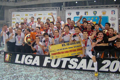 The whole club enjoying national glory! (Photo courtesy: ACBF)