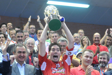 The ElPozo*s party can start! (Photo courtesy: Enrique Serrano)