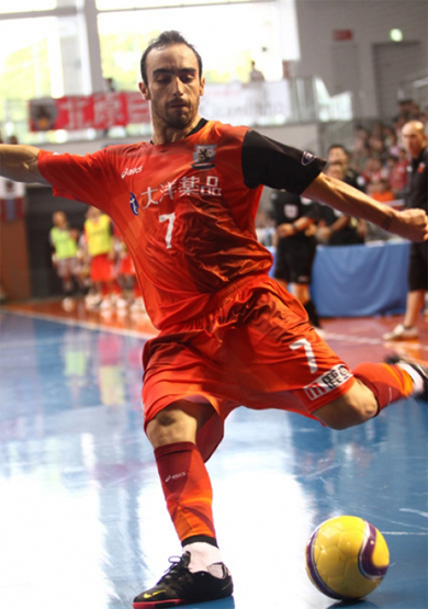 New star for LNFS, introducing Ricardinho