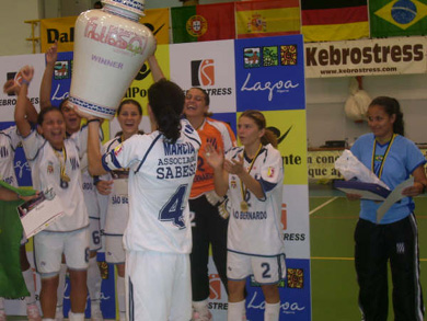 Celebrating the title! (Photo courtesy: Kebrostress)