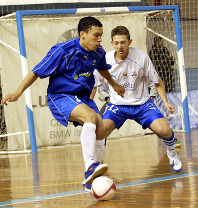 Fernandinho: Best Young Player (Under 21) of the Year! (Photo courtesy: LNFS)