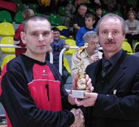 Best Slovak Futsal Player 2003 Mario Gasparovic and President of Futsal Slovakia Vladimir Okanik ...