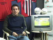 Marcos Diniz and his last creature: Giro Futsal! (Photo courtesy: www.futsal.com.br)