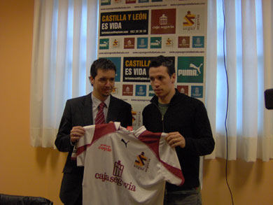 Diego Giustozzi presented in Segovia (Photo courtesy: Caja Segovia)