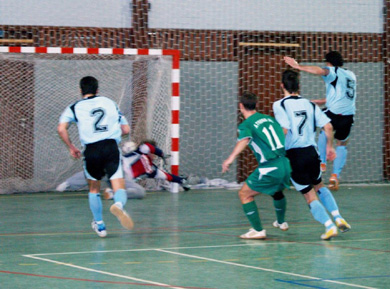 Yannis Mostrios scoring the 1-2 (17') goal with a penalty kick! (Photo courtesy: Costas Chryssafis)