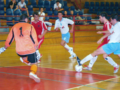 (Photo courtesy: Costas Chryssafis)