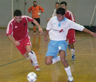 (Photo courtesy: Costas Chryssafis)