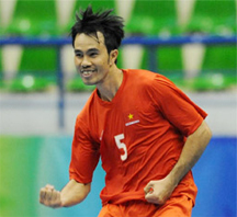 Phạm Minh Giang celebrating a goal for Vietnam (Photo courtesy: Quang Thang - Vietnamese FA)