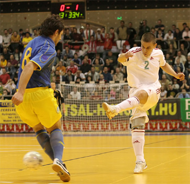 Szabolcs Tóth vs Khursov (Photo courtesy: Miklos Biszkup)