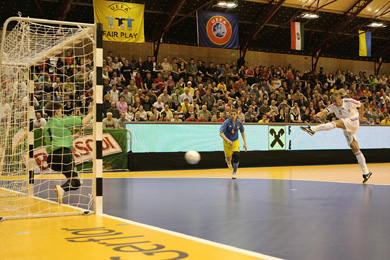 Will Madarasz beat Lysenko? (Photo courtesy: Miklos Biszkup)