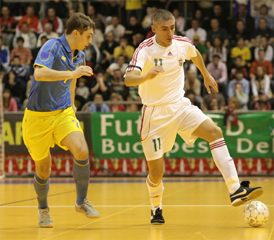 Madarasz followed by Silchenko (Photo courtesy: Miklos Biszkup)