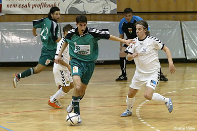 During the match (Photo courtesy: Miklos Biszkup - www.futsal.hu)