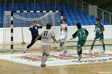 Goal by Csuri Csaba (Photo courtesy: Miklos Biszkup - www.futsal.hu)