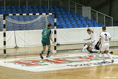 Goal by Tamás Lódi (Photo courtesy: Miklos Biszkup - www.futsal.hu)