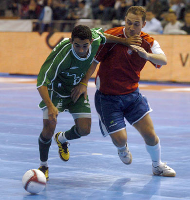 Valdin vs Giu (Photo courtesy: Enrique Serrano - LNFS)