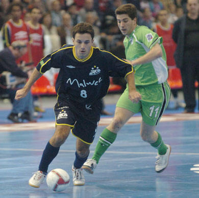 Leco followed by Luis (Photo courtesy: Enrique Serrano - LNFS)