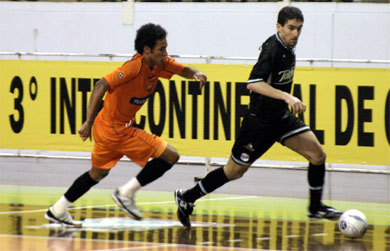 Daniel followed by Bruno Melo (Photo courtesy: Beto Costa - CBFS)