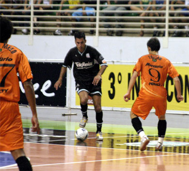 Andreu vs Tostao (Photo courtesy: Beto Costa - CBFS)