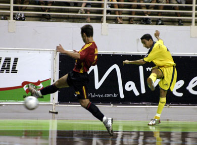 Attempt by Valdin (Photo courtesy: Beto Costa - CBFS)