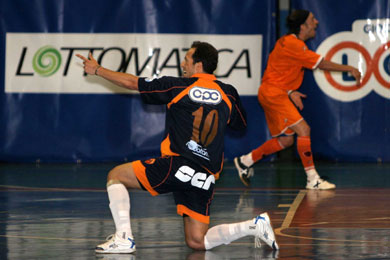 Alè, a great goal after the impressive assist by Fabiano (Photo courtesy: Carlo Giuliani)